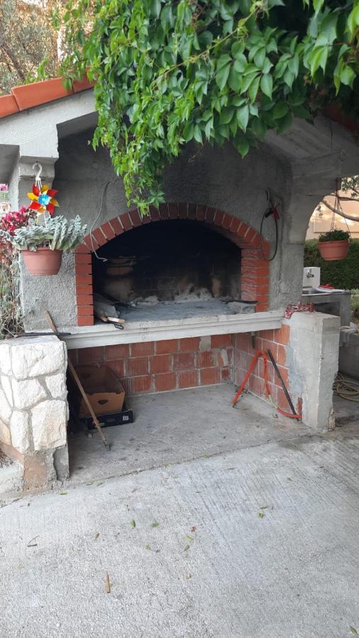Apartmani Krpeta Pakoštane Exterior foto